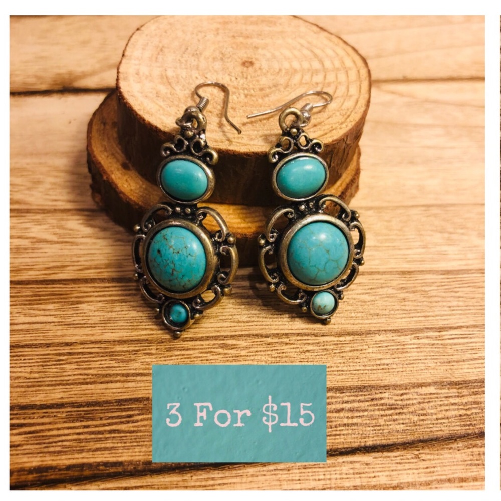 SILVER & TURQUOISE EARRINGS